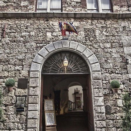 Residenza D'Epoca Palazzo Malfatti Aparthotel Massa Marittima Bagian luar foto