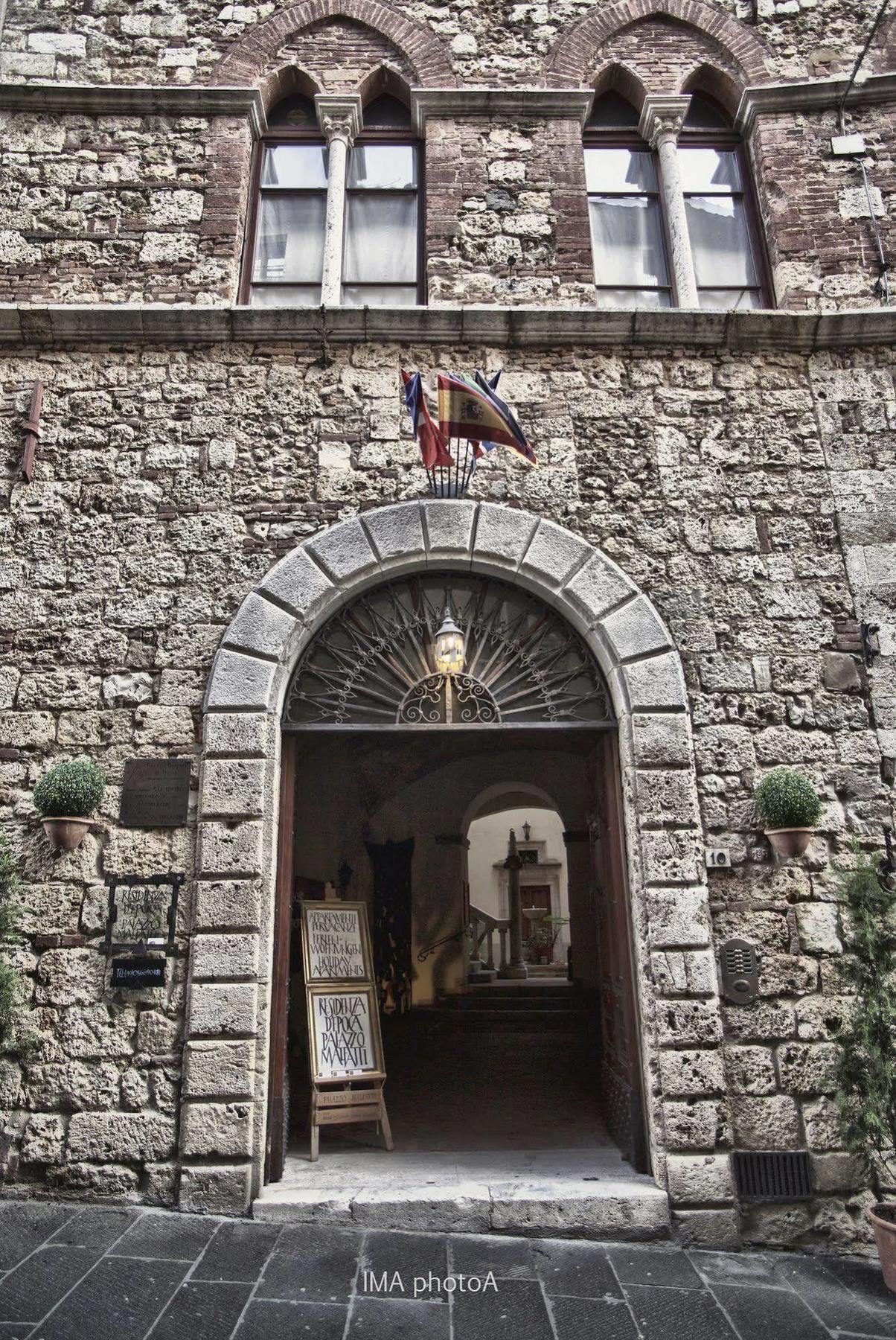 Residenza D'Epoca Palazzo Malfatti Aparthotel Massa Marittima Bagian luar foto